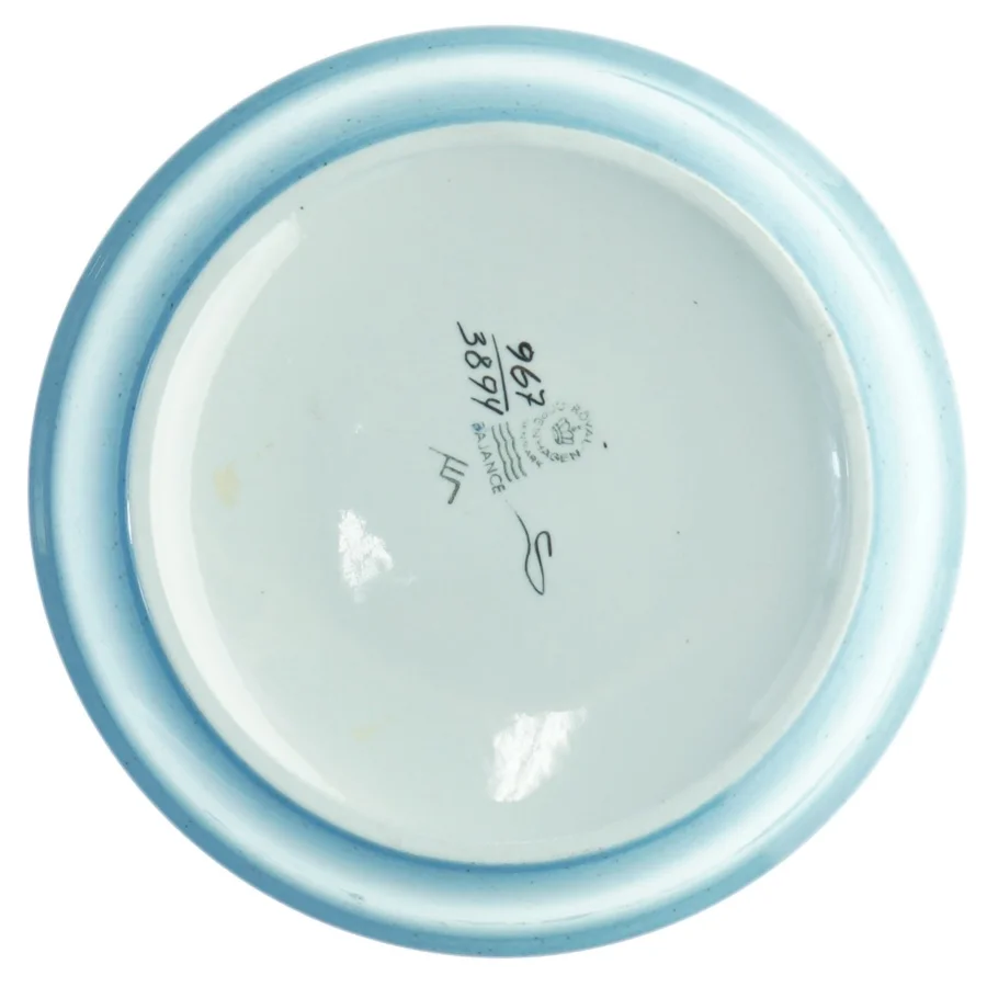 Royal Copenhagen fajance skål fra Royal Copenhagen (str. 17 x 3 cm)