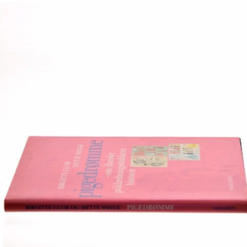 Pigedrømme : danske påklædningsdukkers historie (Bog)