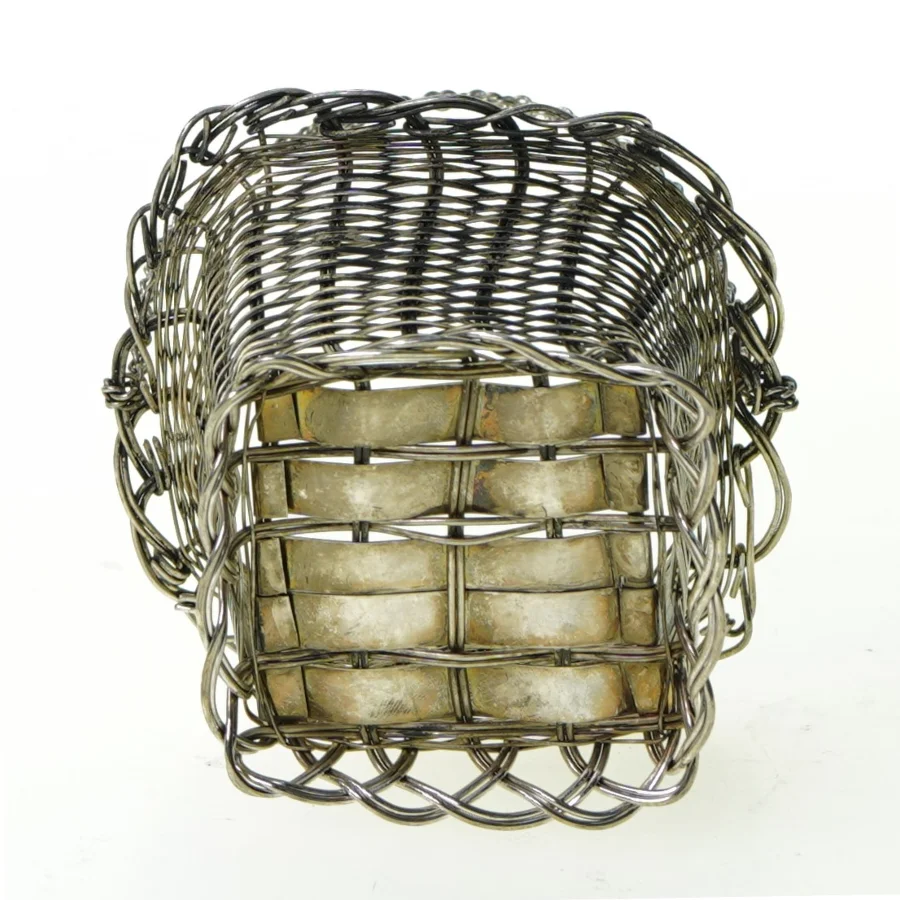 Fil de fer flettet Metal kurv med hank (str. Med hank 14 x 9 cm)