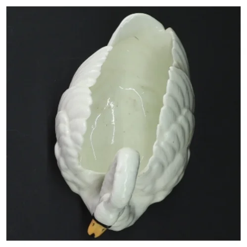 Porcelæn svane figurine (str. H 12 cm, b 16 cm)
