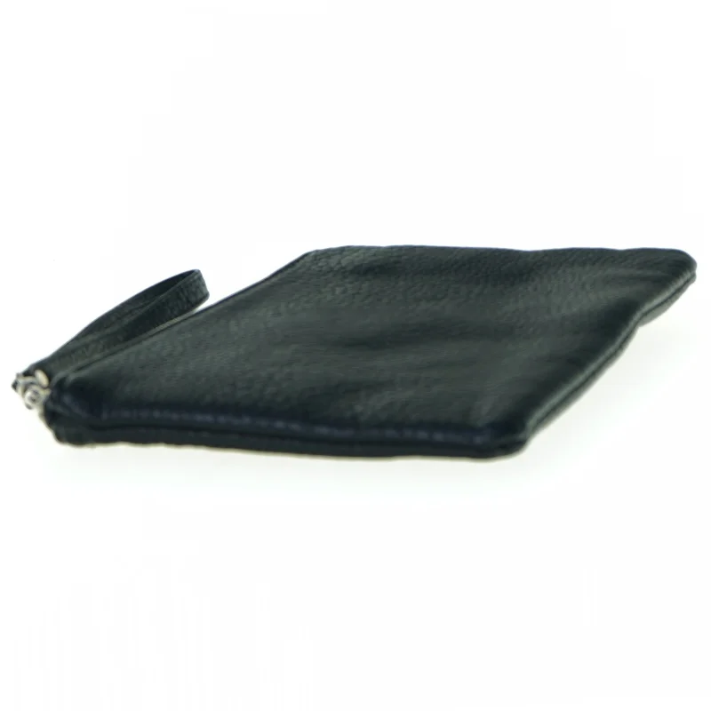 Sort læderpræget taske clutch Pung med nitter (str. 20 x 12)