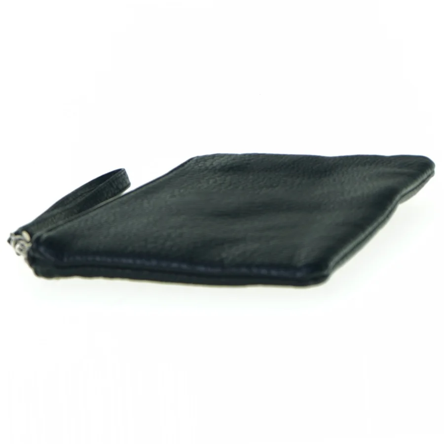 Sort læderpræget taske clutch Pung med nitter (str. 20 x 12)