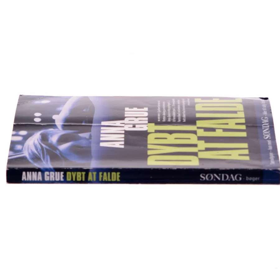 Dybt at falde af Anna Grue