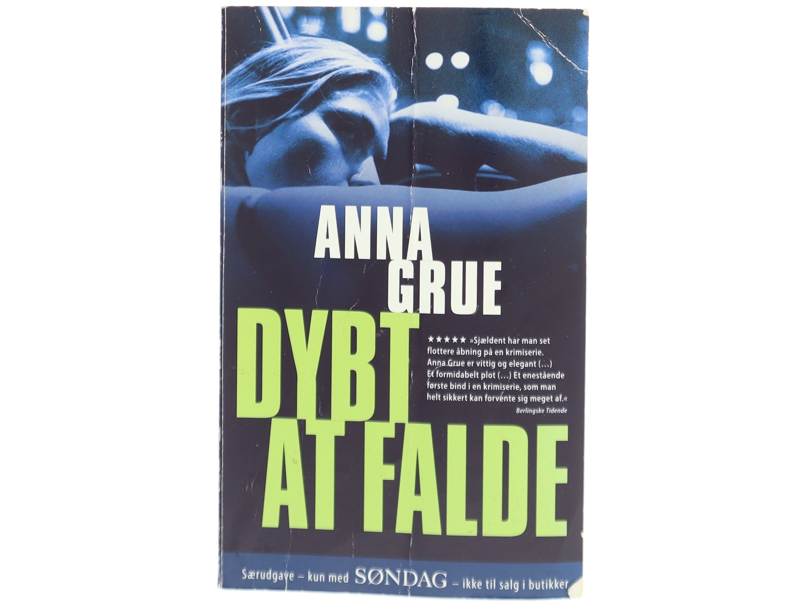 Dybt at falde af Anna Grue