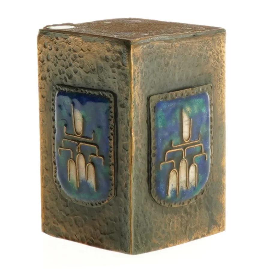 Metal Vase med blå emalje dekoration (str. 9 x 6 cm)