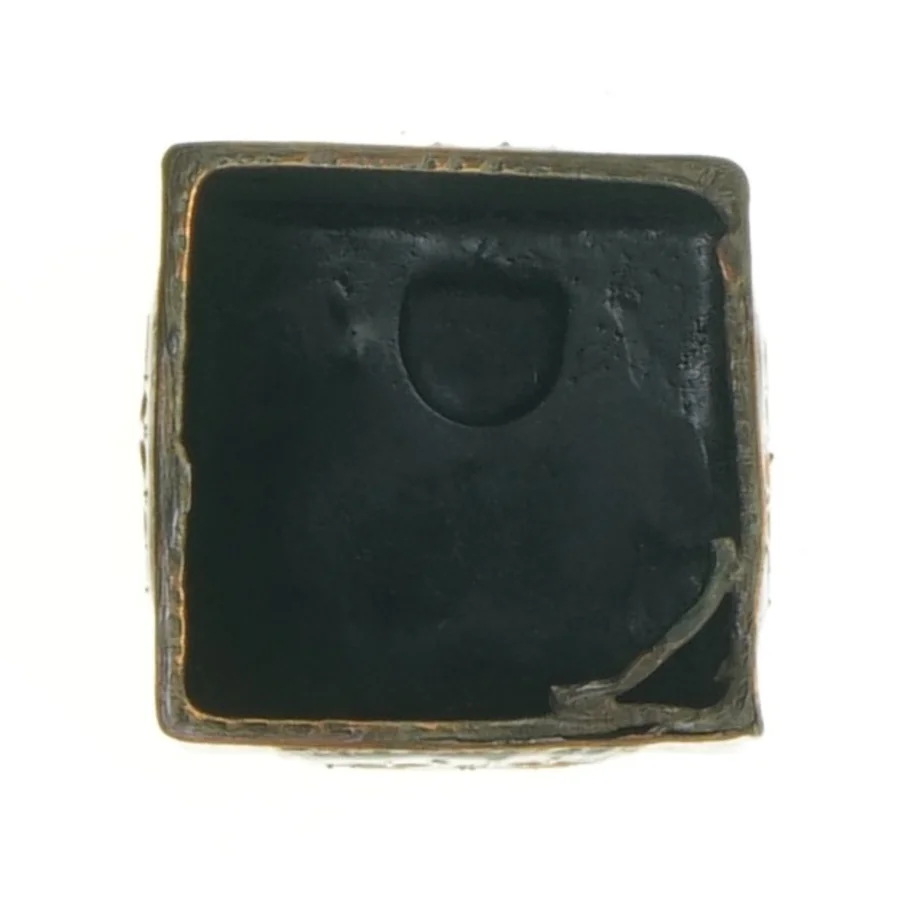 Metal Vase med blå emalje dekoration (str. 9 x 6 cm)