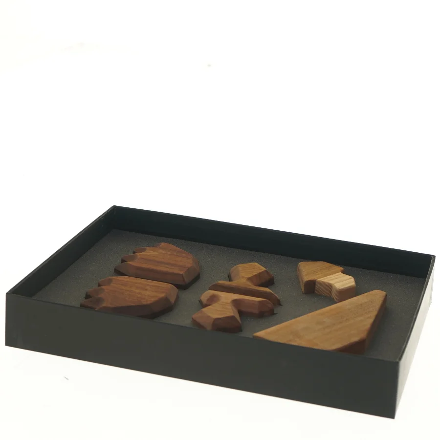 Træpuslespil Papegøjen i sort boks fra Fablewood (str. 27x20 cm)