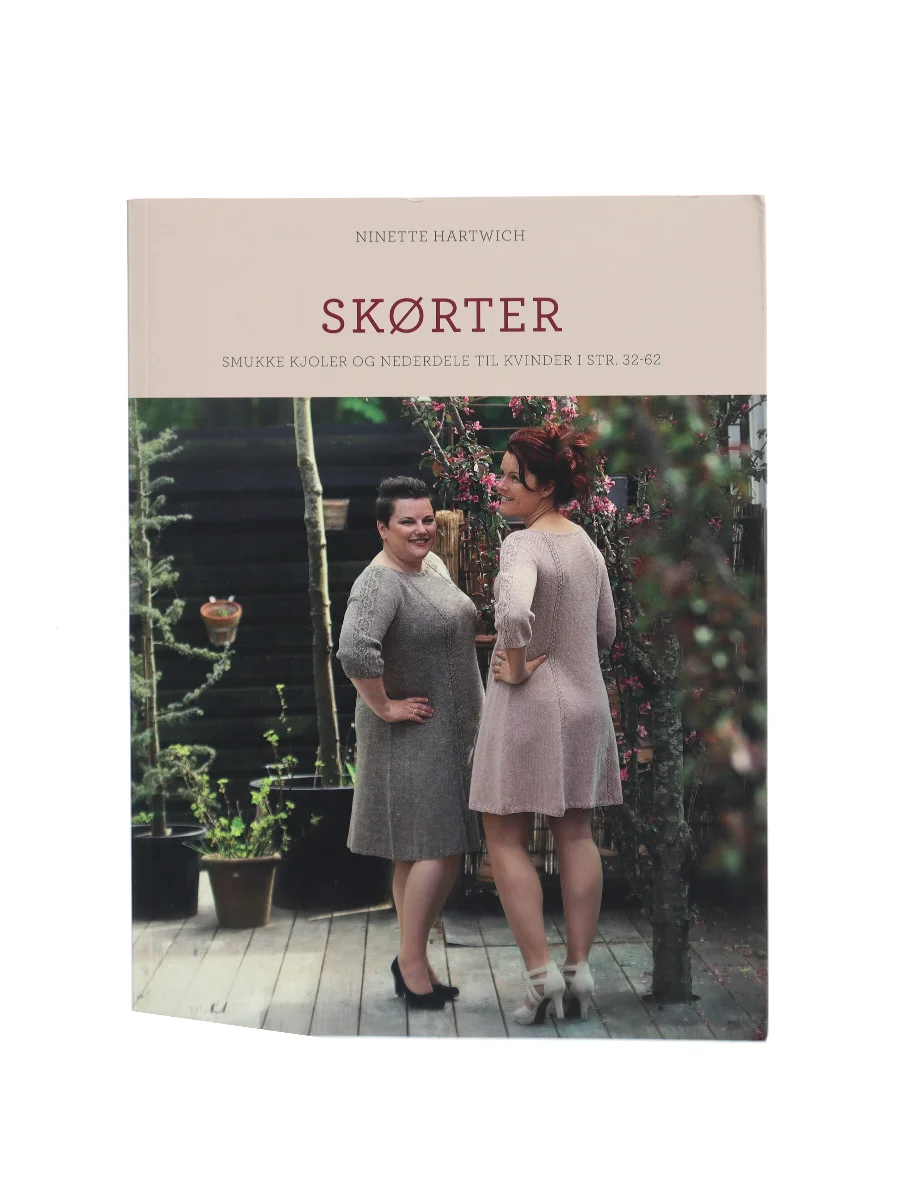 Forsiden af Skørter : smukke kjoler og nederdele til kvinder i str. 32-62 af Ninette Hartwich