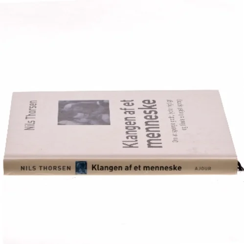 Klangen af et menneske af Nils Thorsen (Bog)