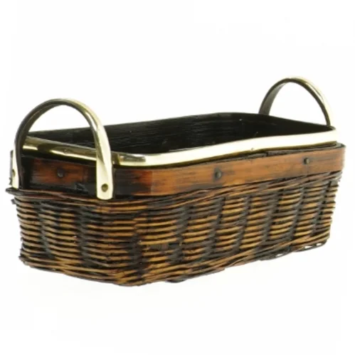 Flettet kurv med metalhåndtag (str. 18 x 9 cm)