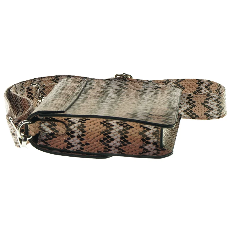 Taske (str. 22 x 18 x 5cm)