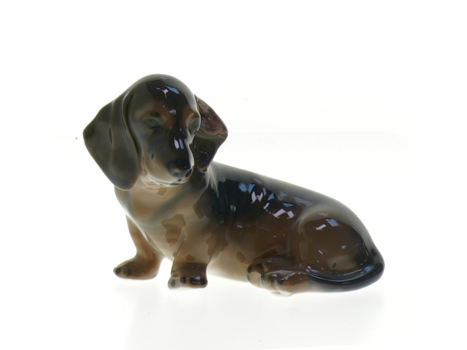 Porcelænshundefigur fra Royal Copenhagen (str. 12 cm)