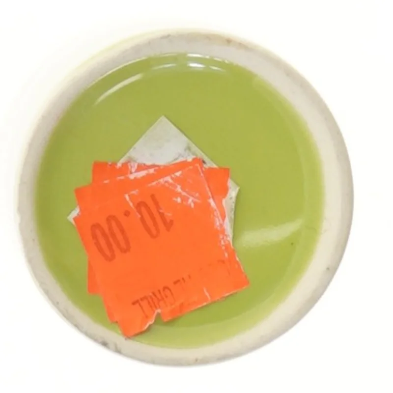 Grøn keramikvase (str. Ø 7,5 cm højde 11 cm)