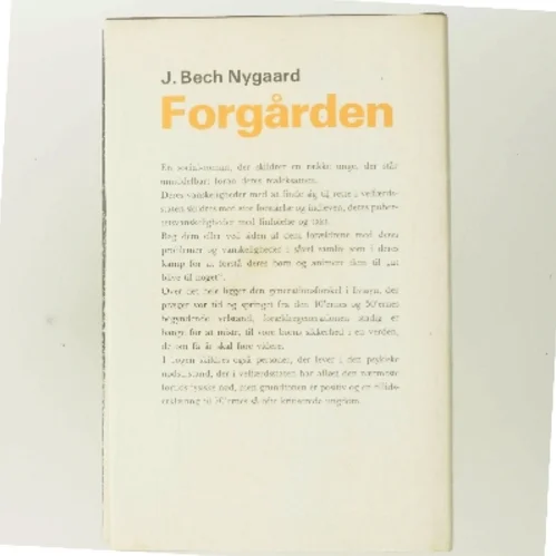Forgården af J. Bech Nygaard (Bog)