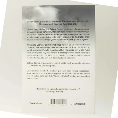 Skjult : kriminalroman af Lisa Gardner (Bog)