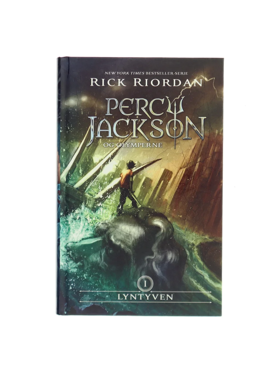 Forsiden af Percy Jackson og olymperne – Lyntyven af Rick Riordan