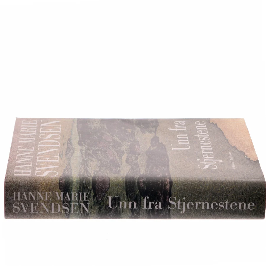 Unn fra Stjernestene : en roman fra det gamle Grønland af Hanne Marie Svendsen (f. 1933) (Bog)