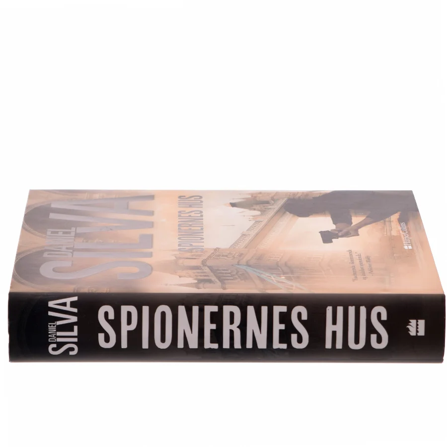Spionernes Hus af Daniel Silva (Bog)