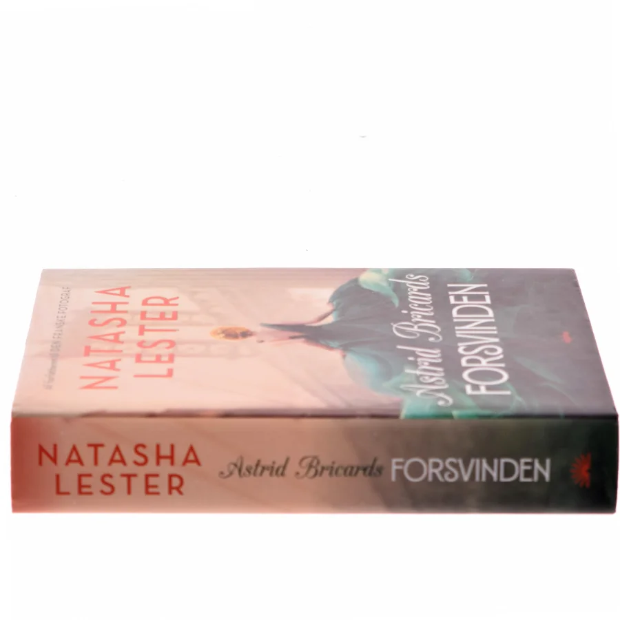Astrid Bricards forsvinden af Natasha Lester (Bog)