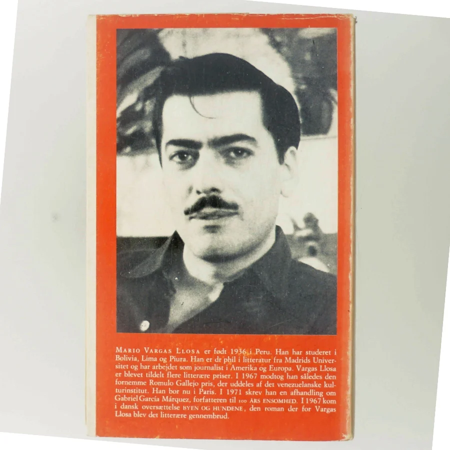 Hærens opsøgende damekorps af Mario Vargas Llosa (Bog)