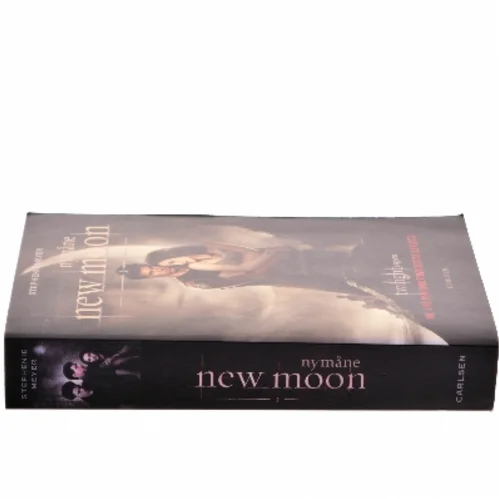 Nymåne af Stephenie Meyer (Bog)