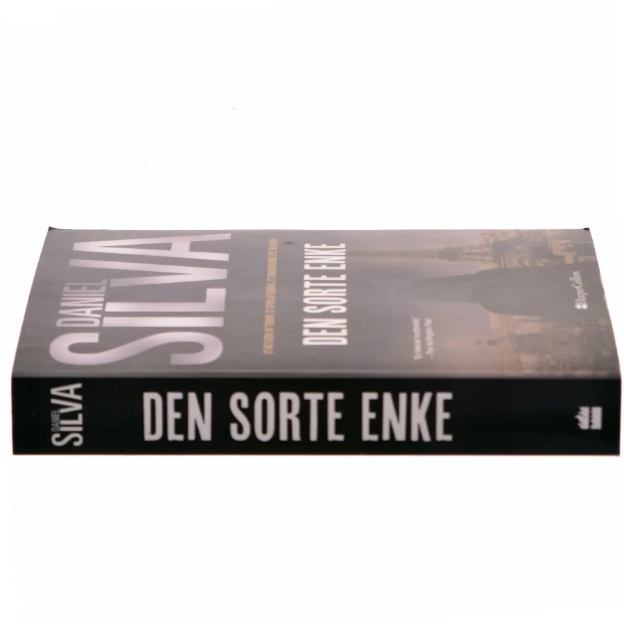 Den sorte enke af Daniel Silva (Bog)