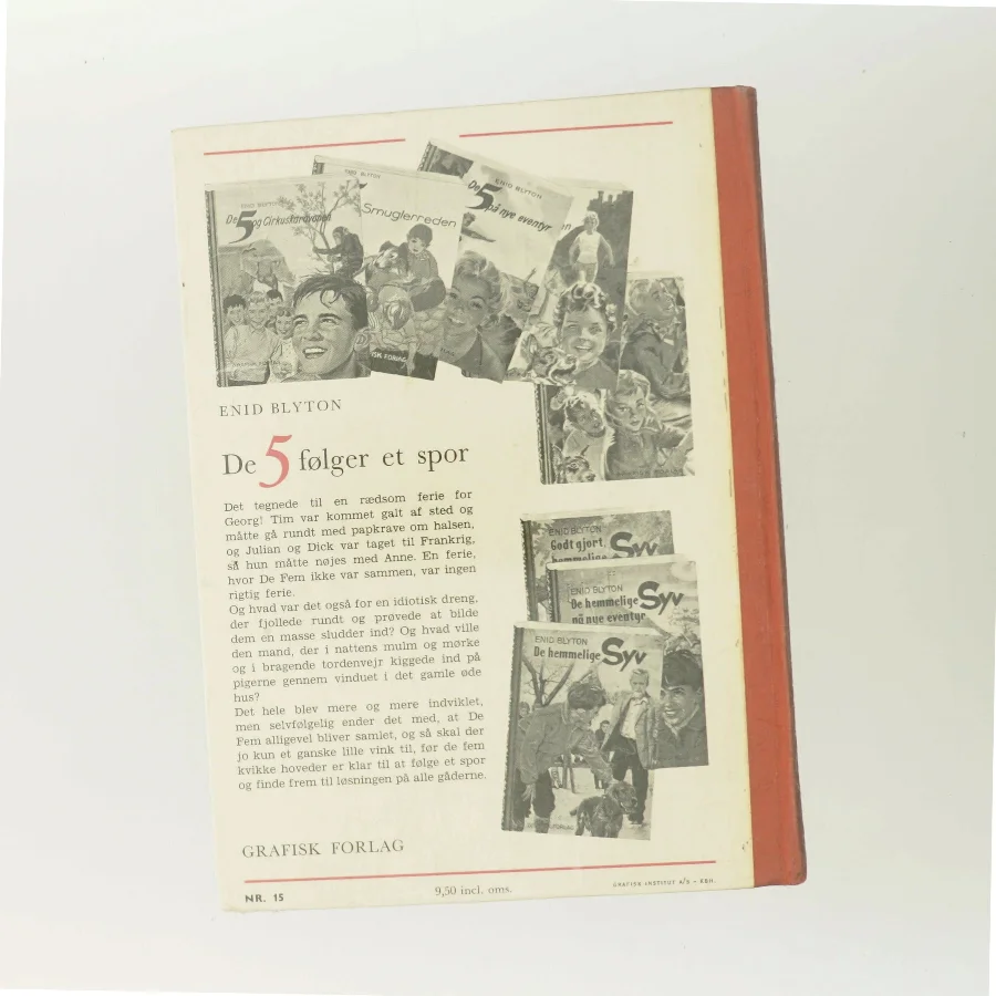 De 5 følger et spor af Enid Blyton (Bog)