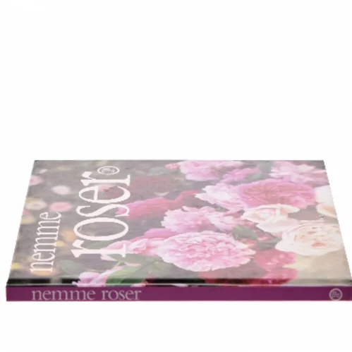 Nemme roser af Mette Østergaard (Bog)