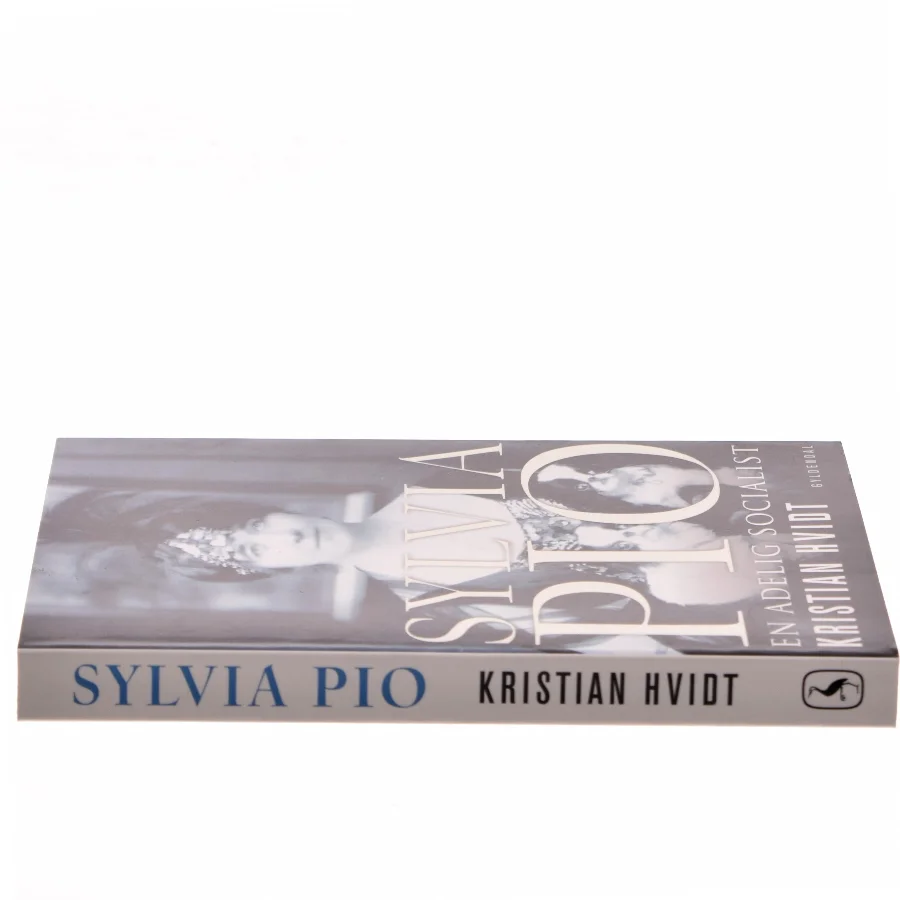 Sylvia Pio : en adelig socialist af Kristian Hvidt (Bog)