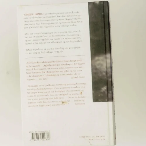 Tilbage til jorden : erindringsroman af Majbritte Ulrikkeholm (Bog)