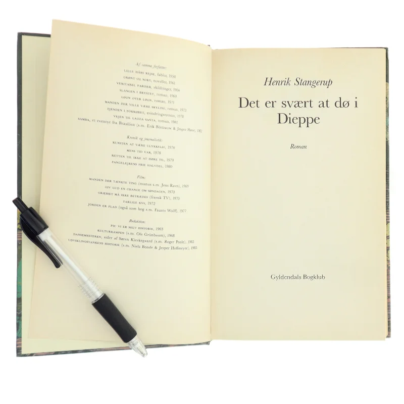 Det er svært at dø i Dieppe af Henrik Stangerup (Bog)