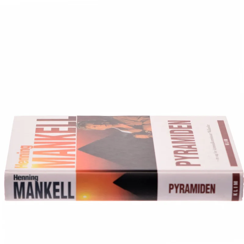 Pyramiden af Henning Mankell (Bog)