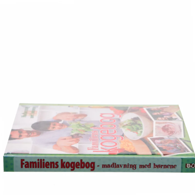 Familiens kogebog : madlavning med børnene af Denise Smart (Bog)