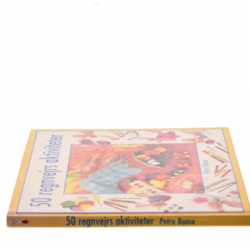 50 regnvejrs aktiviteter af Petra Boase (Bog)