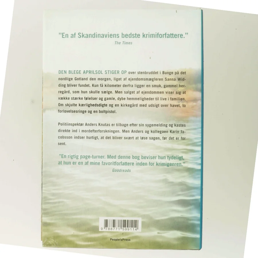 Den du elsker : kriminalroman af Mari Jungstedt (Bog)