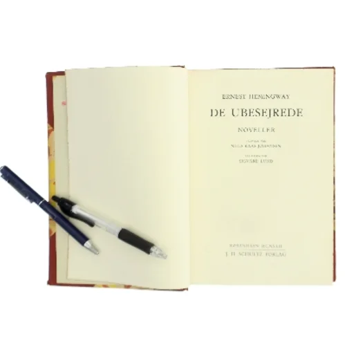 De Ubesejrede af Ernest Hemingway (Bog)