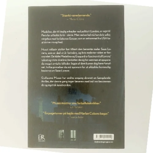 Et atelier i Paris af Guillaume Musso (Bog)