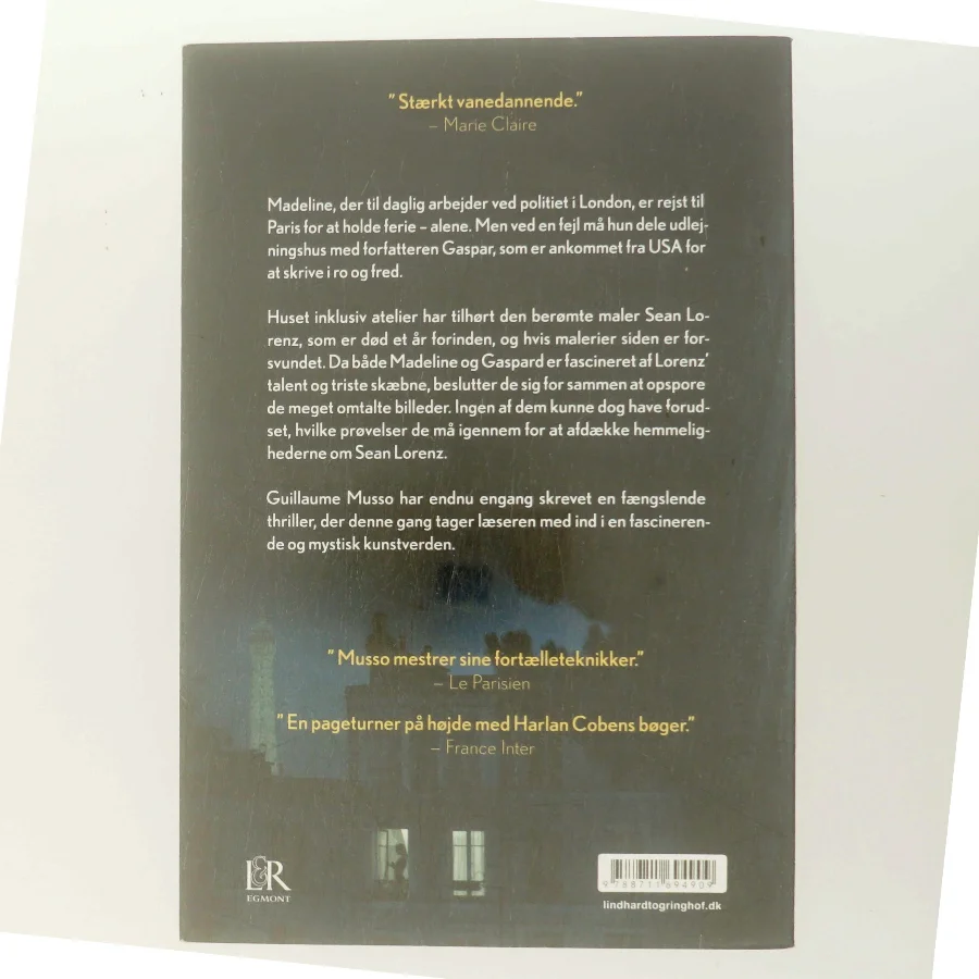 Et atelier i Paris af Guillaume Musso (Bog)