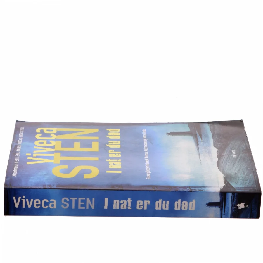 I nat er du død af Viveca Sten (Bog)