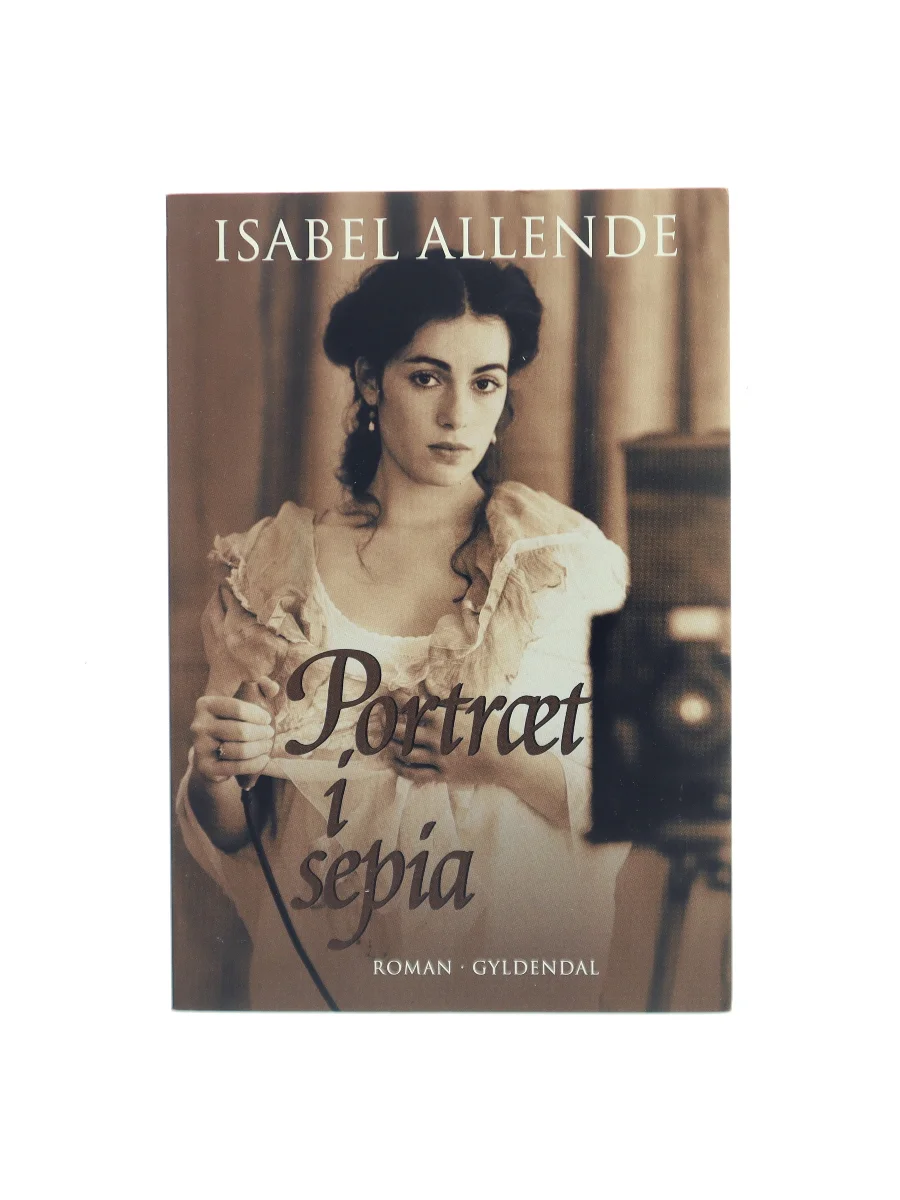 Forsiden af Portræt i sepia (Retrato en sepia) af Isabel Allende