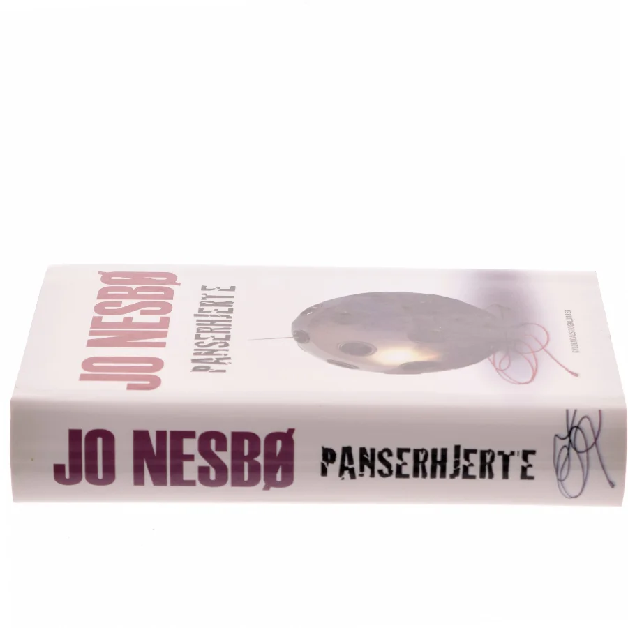 Panserhjerte af Jo Nesbø (Bog)