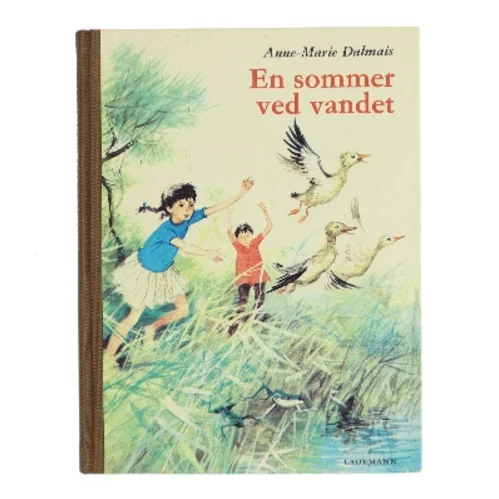 En sommer ved vandet af Anne-Marie Dalmais (Bog)
