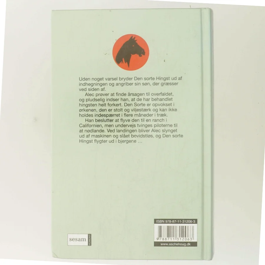 Den sorte hingst gør oprør af Walter Farley (Bog)