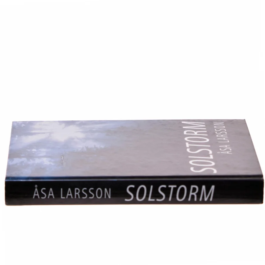 Solstorm af Åsa Larsson (Bog)