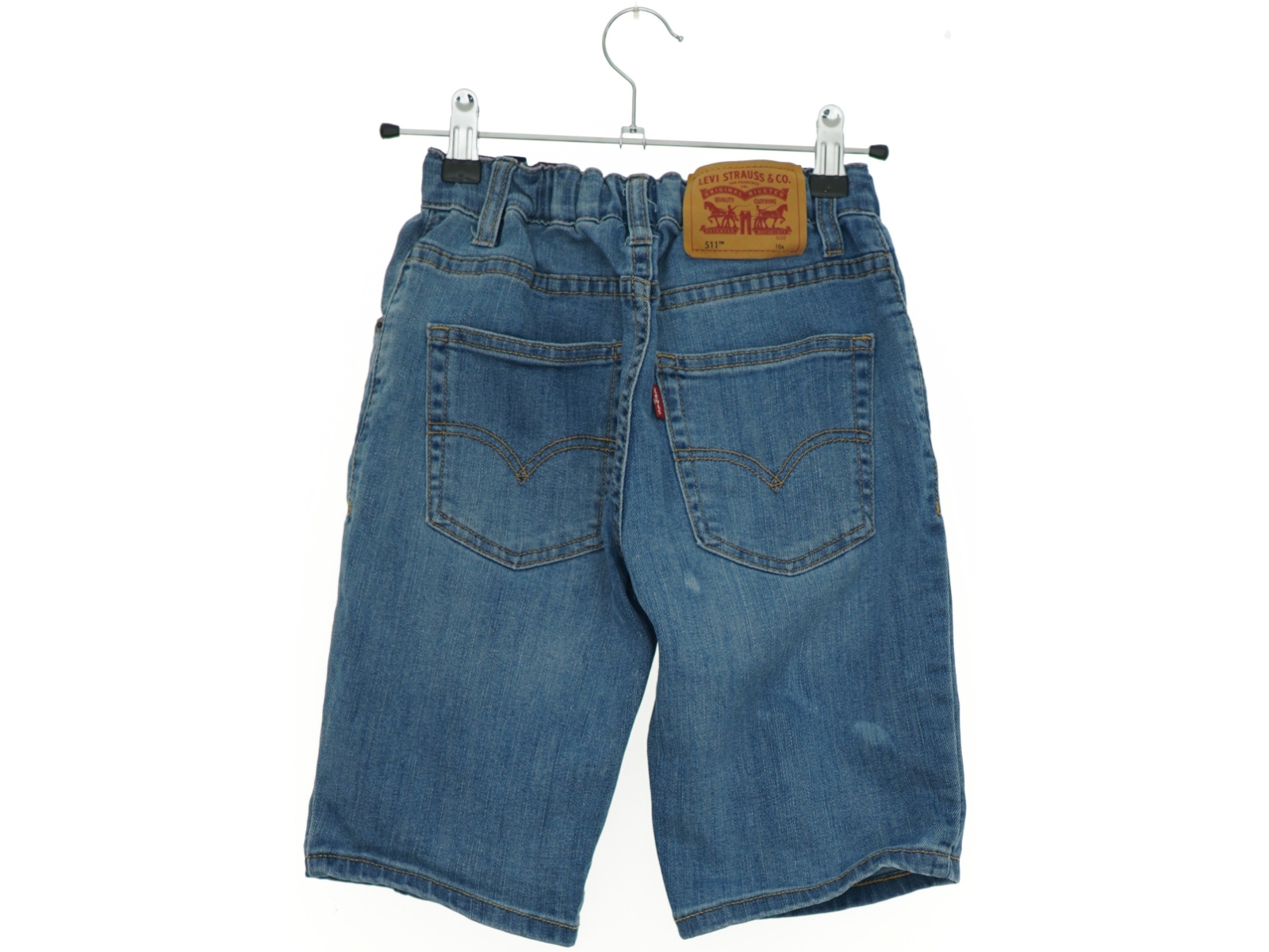Levis shorts (str. 140 cm)