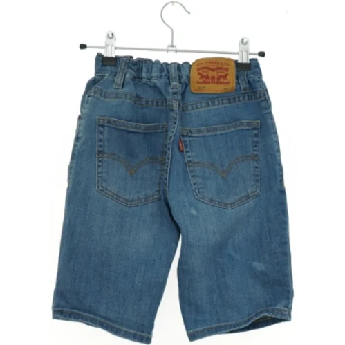 Levis shorts (str. 140 cm)