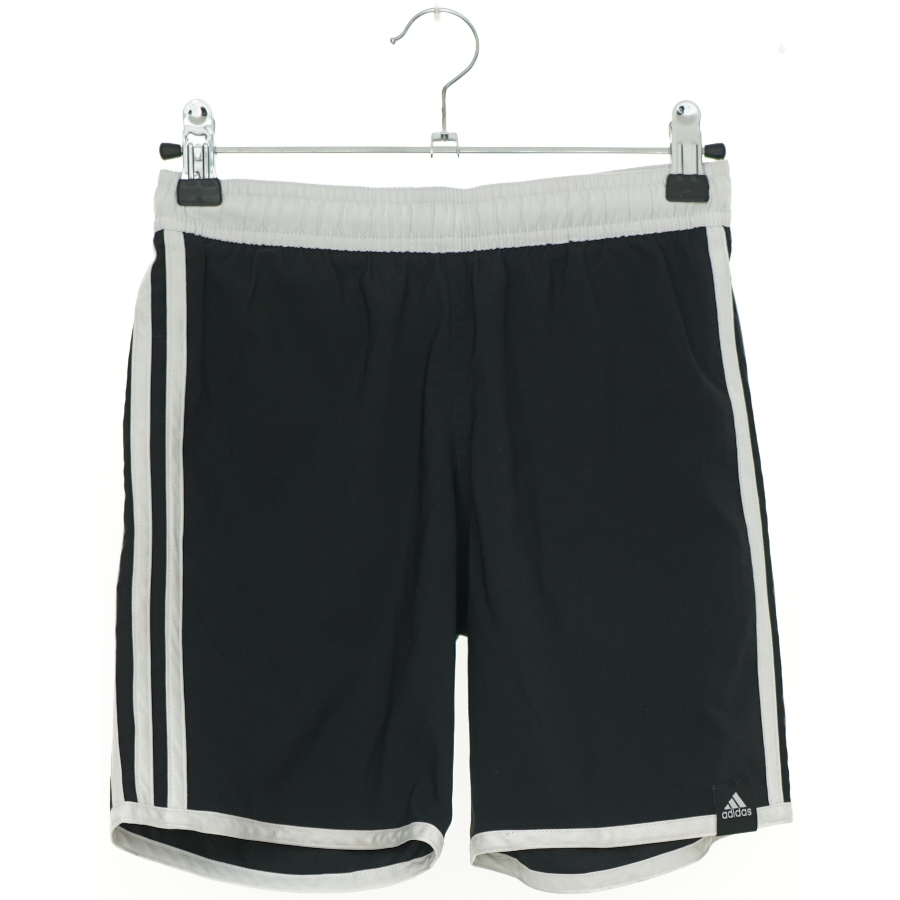 Adidas shorts (str. 140 cm)