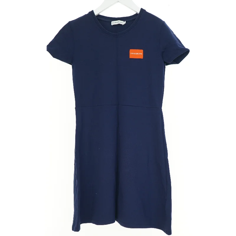 Calvin Klein kjole (str. 152 cm)