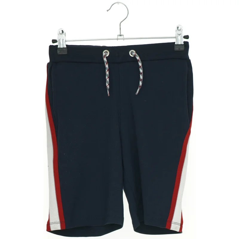 The New shorts (str. 128 cm)