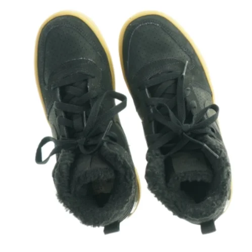 Nike sneakers med foring / vinterstøvler (str. 36)